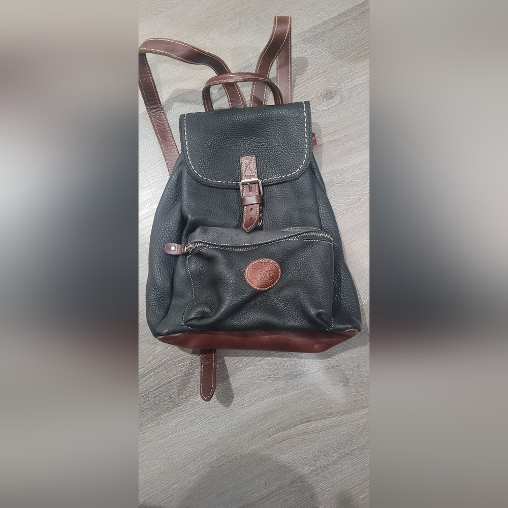 Roots Black and Brown Backpack Vintage Great Condition
